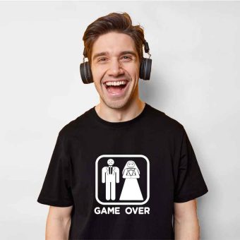 camiseta con diseno game over 8 Regalos para hombres y mujeres